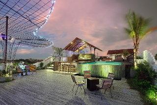 Prani Legian Hotel Bagian luar foto